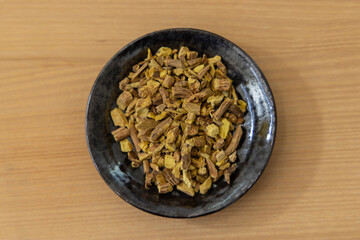 漢方　生薬　オウゴン　黄芩