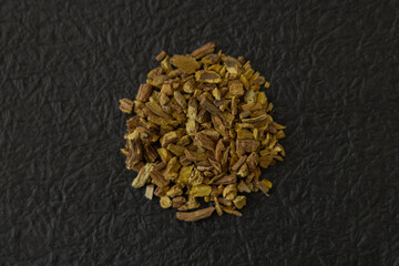 漢方　生薬　オウゴン　黄芩