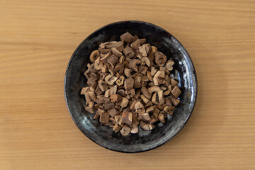 漢方　生薬　牡丹皮　ボタンピ 