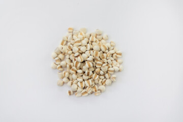 漢方　生薬　ハトムギ　ヨクイニン　薏苡仁