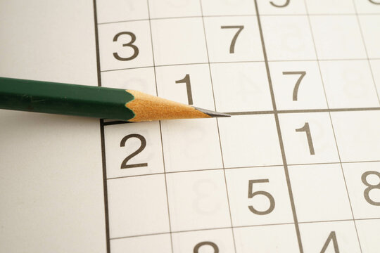 Sudoku puzzle, game to play for keep you brain younger for developing Alzheimer disease in senior patient.