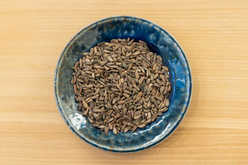 漢方　生薬　牛蒡子　ゴボウシ