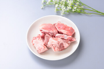 豚のスペアリブ