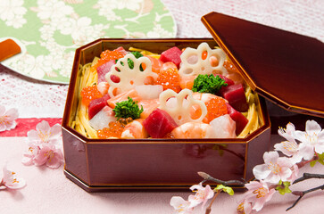お重に盛ったちらし寿司