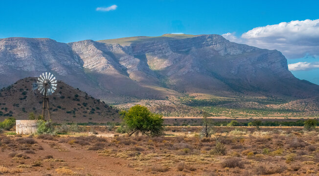 Wind pump near Wapadspoort, Willowmore.