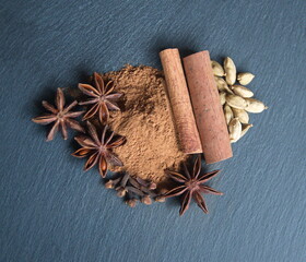 Cinnamon  sticks, bark powder, raw cinnamon (Cinnamomum verum) , star anise,  cardamom