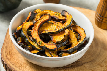 Homemade Autumn Roasted Acorn Squash