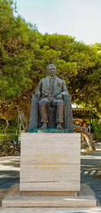 Statue of Joseph Howard in Vallatta Malta