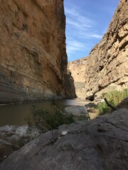 Santa Elena canyon by river