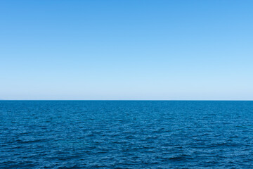 青空と穏やかな海