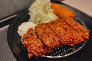 豚カツ　日本食