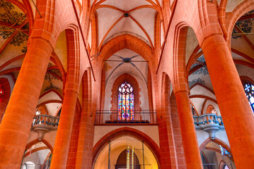Innenansicht der Heiliggeistkirche in Heidelberg