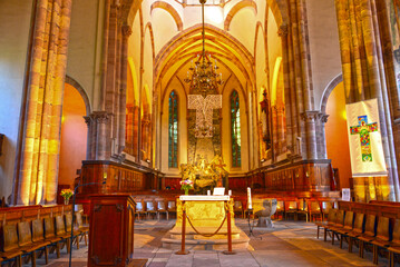 Innenansicht der Thomaskirche in Straßburg