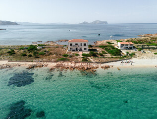 La casa in mezzo al mare