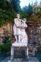 Obraz premium Estatua de Pierre Puget, pintor escultor e ingeniero francés barroco, 1620 - 1694.