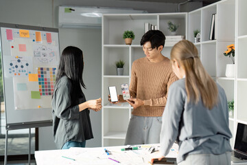 Interactive UX UI design presentation with mobile app mockup and team collaboration.