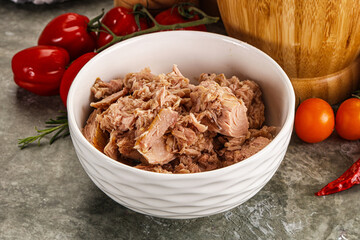 Canned tuna fish for salad