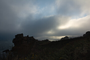 Magnifique vue sur la côte de granit rose au lever du jour - Bretagne France