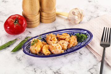 Stir fried prawn in sweet and sour sauce