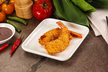 Crispy breaded golden fried prawns