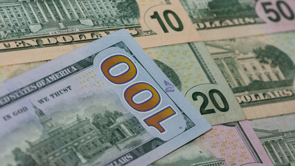 Obraz premium banknotes of various countries. photos of american dollars.