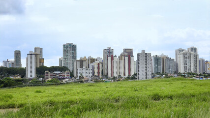 Fototapeta premium View of residential and commercial buildings in the Jardim Aquárius neighborhood