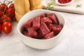 Raw beef cubes for cooking