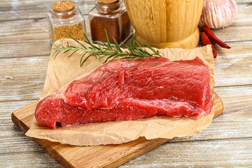 Raw beef flesh for cooking