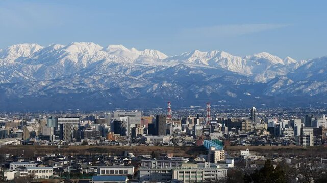 2025.1.19呉羽山から富山市街地と北アルプス立山連峰とラムサール条約登録弥陀ヶ原