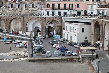 Atrani - Parcheggio sulla spiaggia in Via Gabriele Di Benedetto