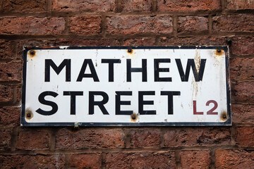 Fototapeta premium Mathew Street in Liverpool, UK