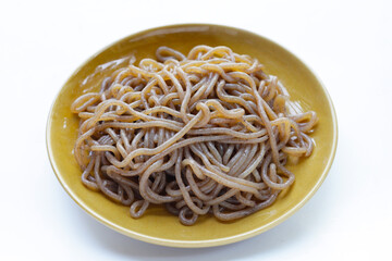 Konjac noodles mixed with seaweed