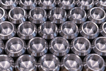 Production of parts on a milling wall.