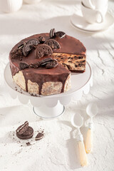 Sweet and fresh cheesecake with cookie and chocolate glaze.