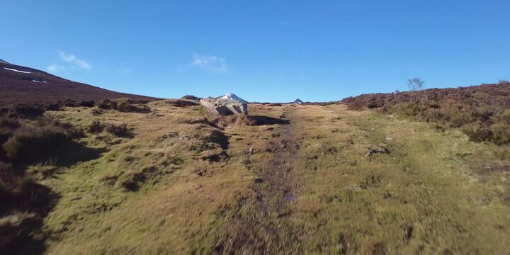 Hiking Ascent to Cueto Cordel in Alto Campoo, Cantabria - Scenic hike to Cueto Cordel peak in Alto Campoo, Cantabria, showcasing the stunning landscapes of Collado Rumaceo.