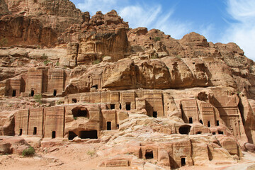 la citt&agrave; nella pietra a Petra in Giordania