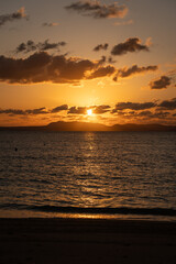 Naklejka premium オクマビーチで見る夕景・沖縄県
