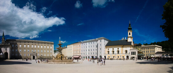 Fototapeta premium Österreich, Salzburg, Mozartplatz