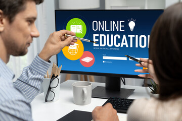 E-learning website with brisk sofware for student to study online on the internet network