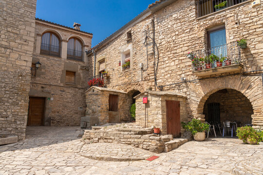 Square of the Montfalco murallat walled medieval village the Lerida province, Catalu&ntilde;a, Spain, in a sunny day.