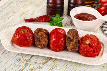 Turkish cuisine - Domatesli Kebab with tomato