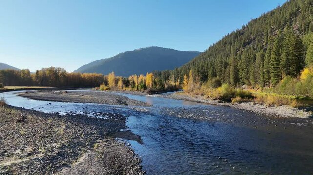 Stunning Aerial Footage of the Similkameen River in British Columbia 109