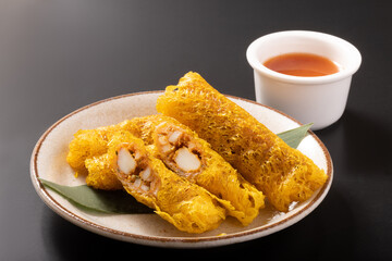 ライスペーパー春巻き（タイカレー）