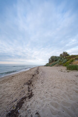 Strand mit Steilküste an der Ostsee