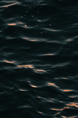 Textura de la superficie del agua de mar, olas del mar 