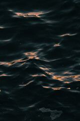 Textura de la superficie del agua de mar, olas del mar 