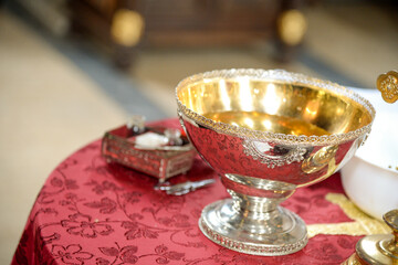 Accessories for the Holy Rite of Orthodox Christian Baptism and its use