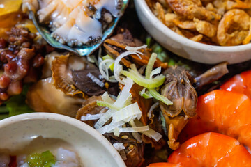 boiled cockles and green onion