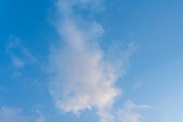 Serene Blue Sky with Wispy White Clouds Peaceful Nature Background Image