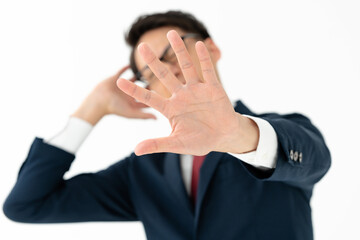 Obraz premium ストップのジェスチャーをする男性